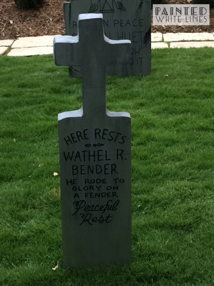 Wathel R Bender Halloween Tombstone